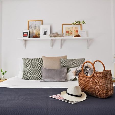 Lovelystay - Casa Salto - Charming Townhouse With Large Terrace 타비라 외부 사진