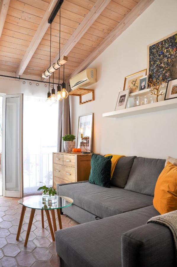 Lovelystay - Casa Salto - Charming Townhouse With Large Terrace 타비라 외부 사진